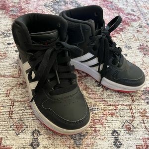 ADIDAS Hoops Mid 2.0 Basketball Shoe, Black/White/Vivid Red Toddler Boys Size 12